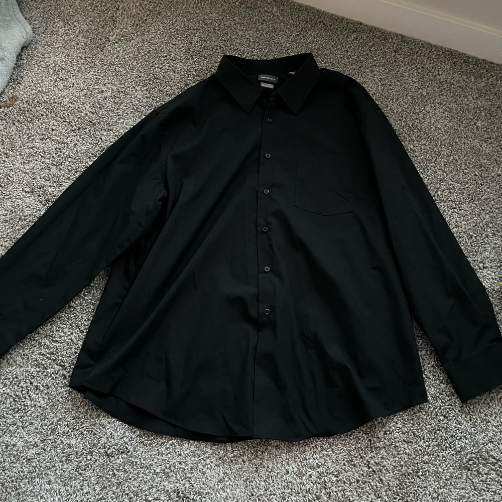 3/$12 Van Heusen Men’s Button Down Dress Shirt